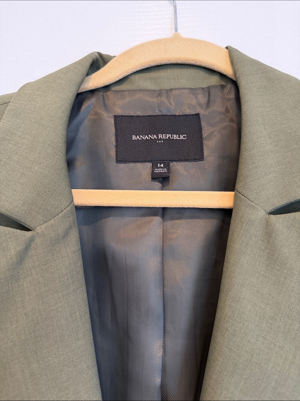 Banana Republic Olive Single-Button Blazer - Picture 4 of 6